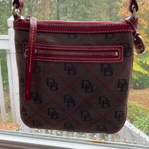 Chic DOONEY and BOURKE Burgundy Crossbody Bag